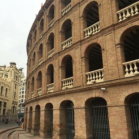 Piso Centrico Plaza Toros Apartment Valencia Luaran gambar